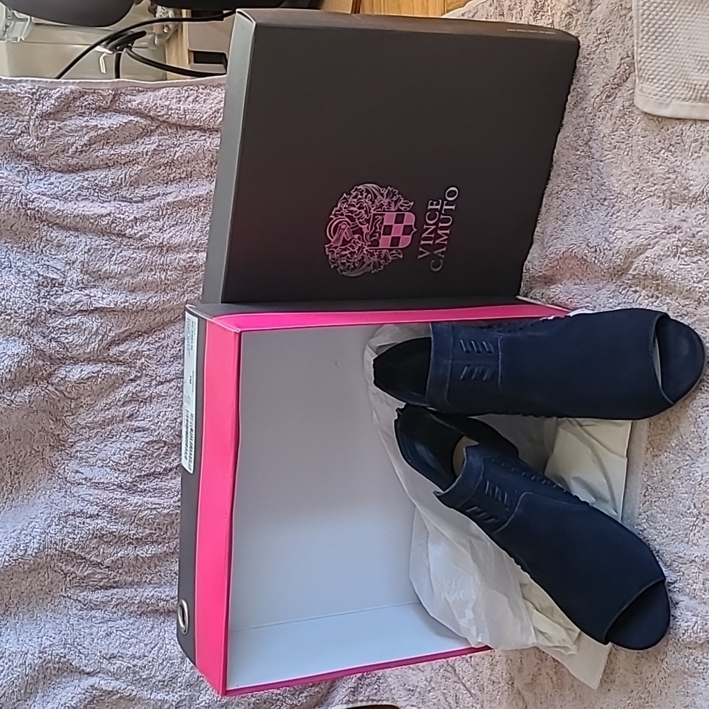 Vince Camuto Verona Boots